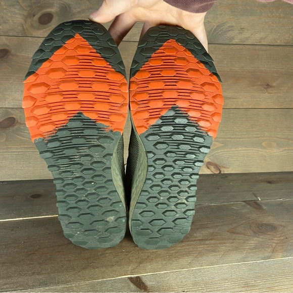 New Balance Fresh Foam Arishi Mens size 9 shoes green trail running sneakers - Picture 7 of 8